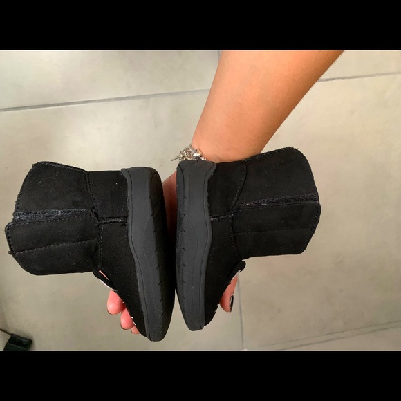 Cutest Baby Boots - Picture 4 of 5